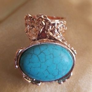 SALEBeautiful Arty Style Ring in Rose Gold